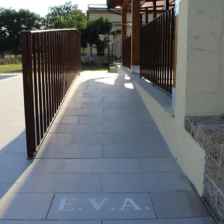E V A - Esperienza Agrituristica * أورتيه